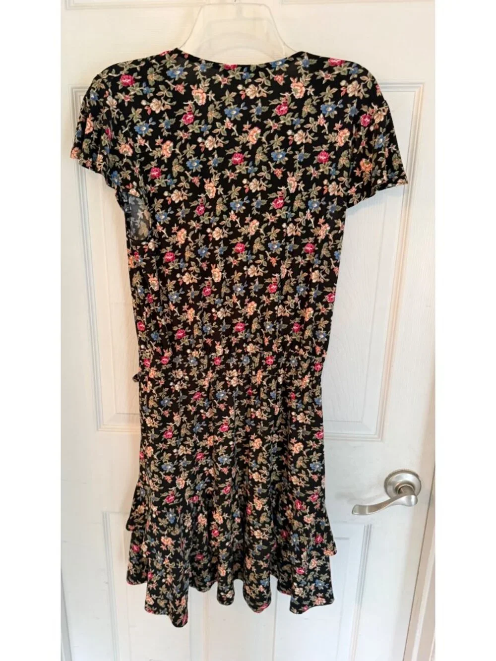 Lauren Ralph Lauren Floral Fit Flare Dress VNeck Short Sleeves Ruffle Short 8